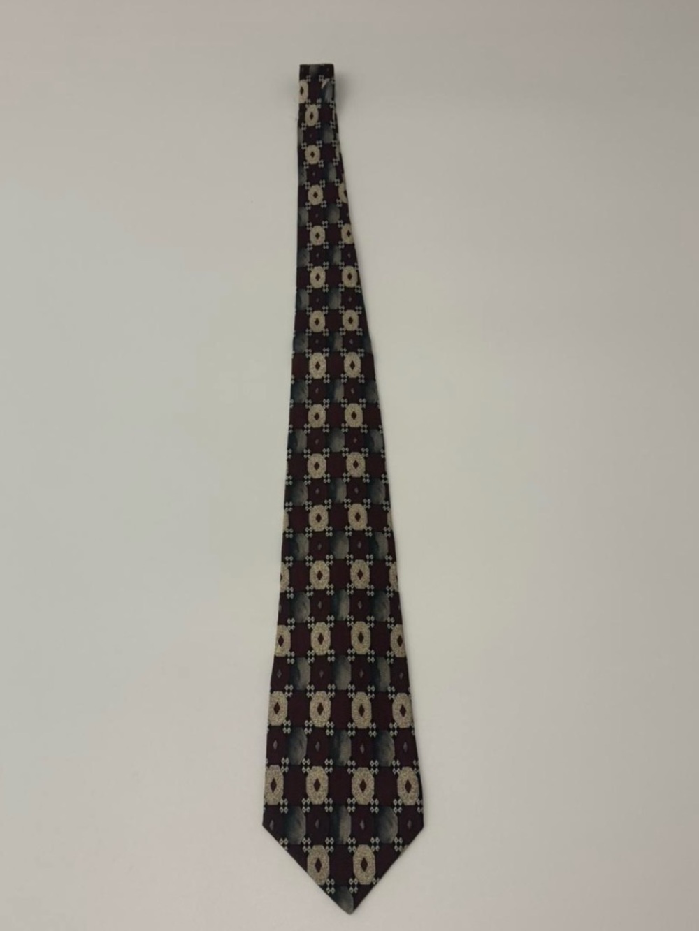 Men's Burgundy and Gray Geometric Pattern Tie